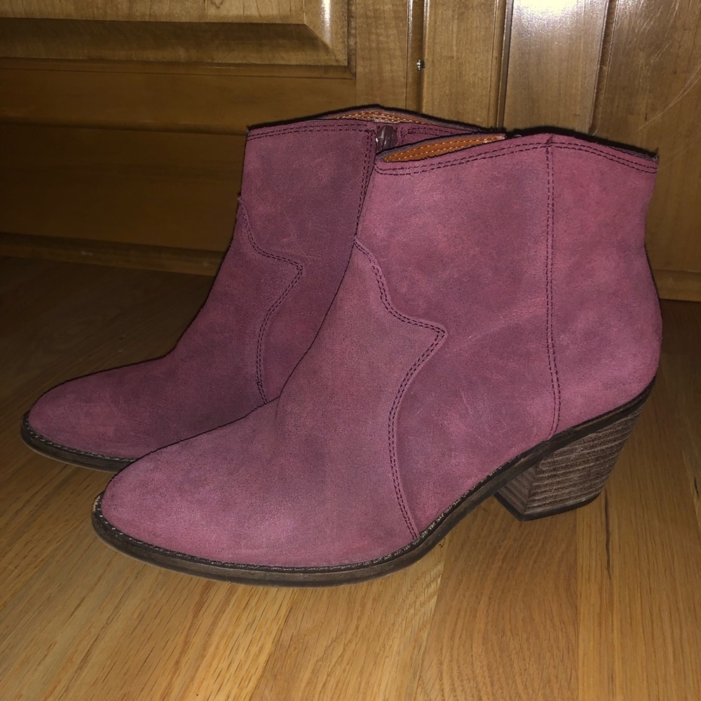 Lucky Brand Maroon Suede Booties